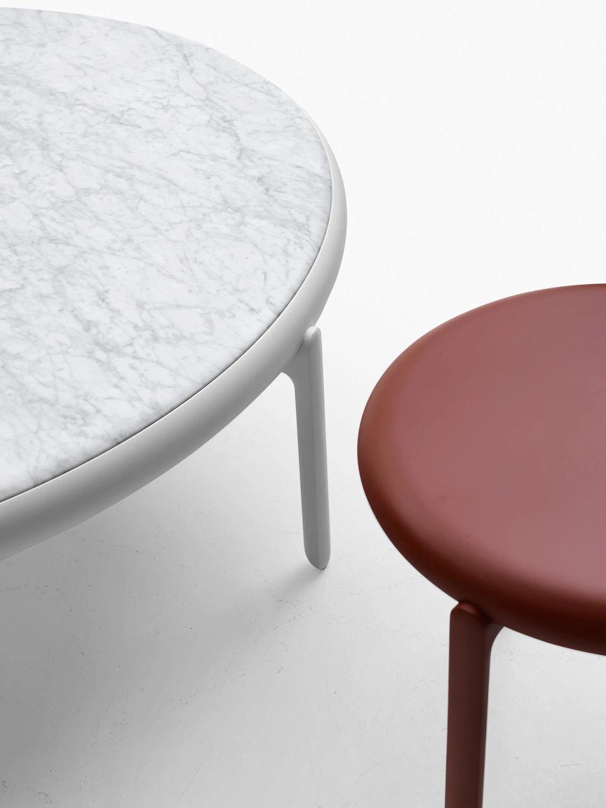 TABLE AS SCULPTURE