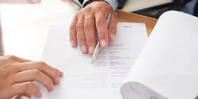 Asset Deal oder Share Deal: Was ist der Unterschied, und was bedeutet das für Käufer und Verkäufer?