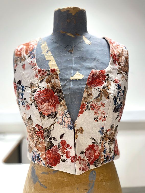 vest på en festdrakt