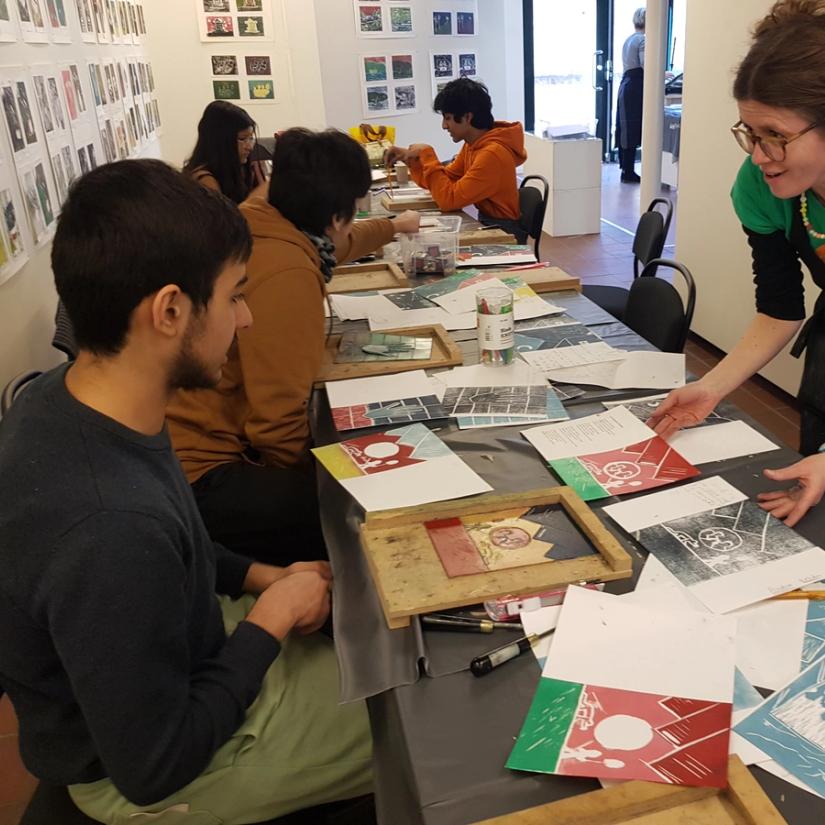 elever ser på grafikk