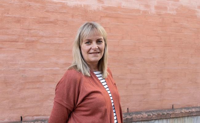 Portrettfoto av kvinne