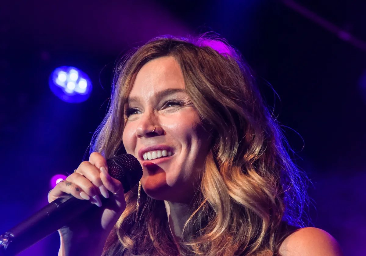 Joss Stone singing at Zelt-Musik-Festival Freiburg in 2023
