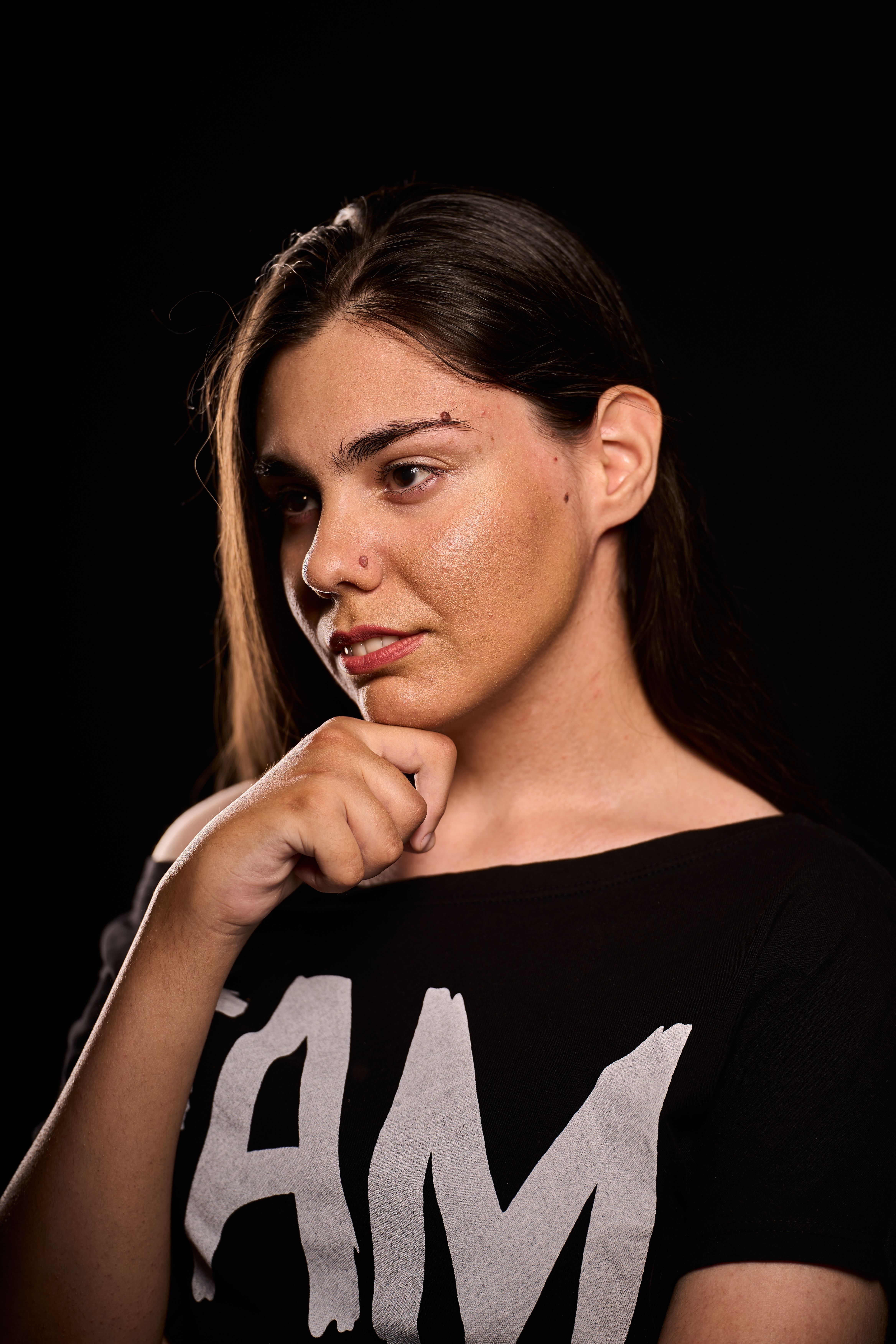 Laris, press portrait