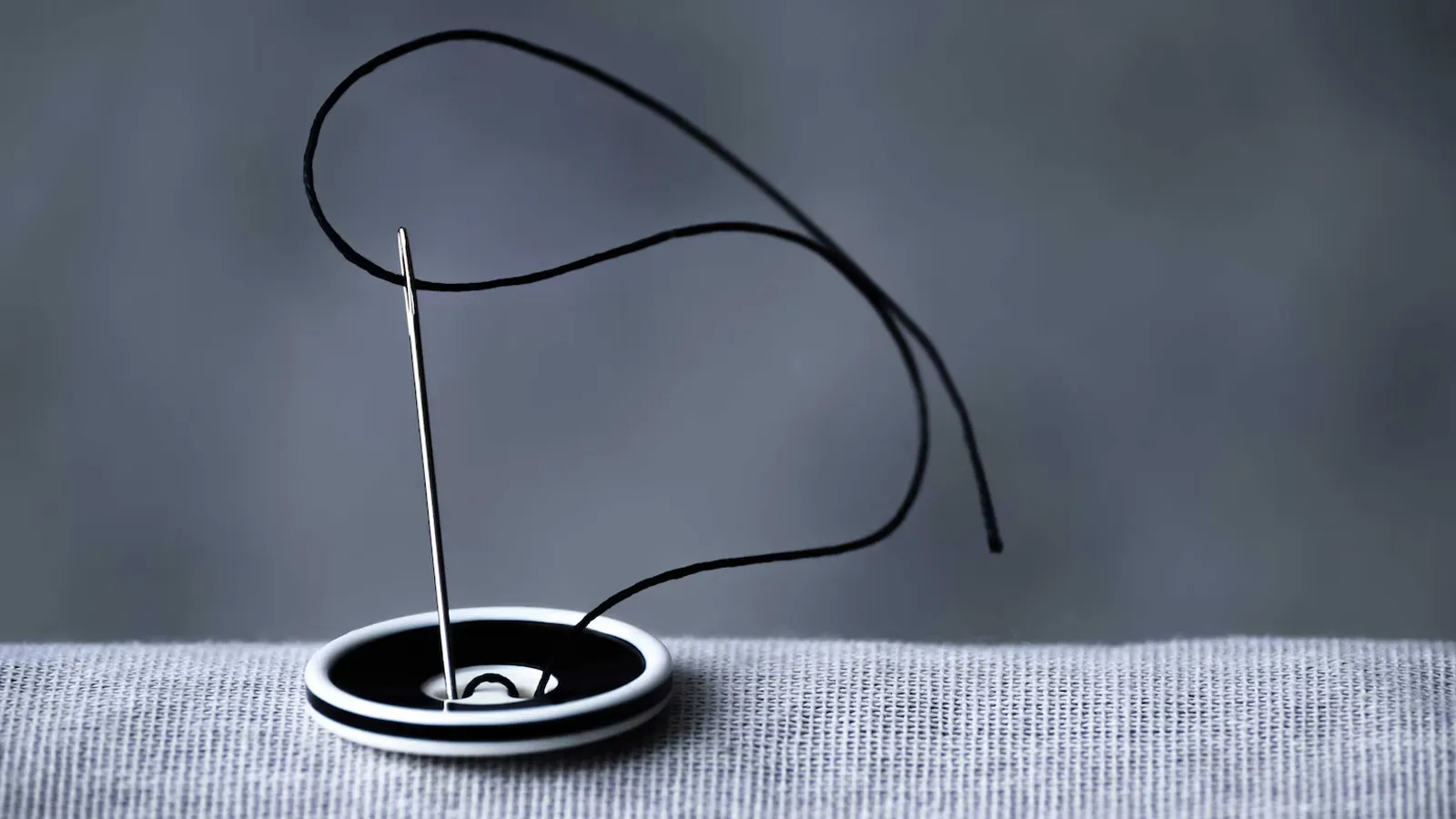 Reparere ødelagte klær? Så enkelt kan du gjøre det