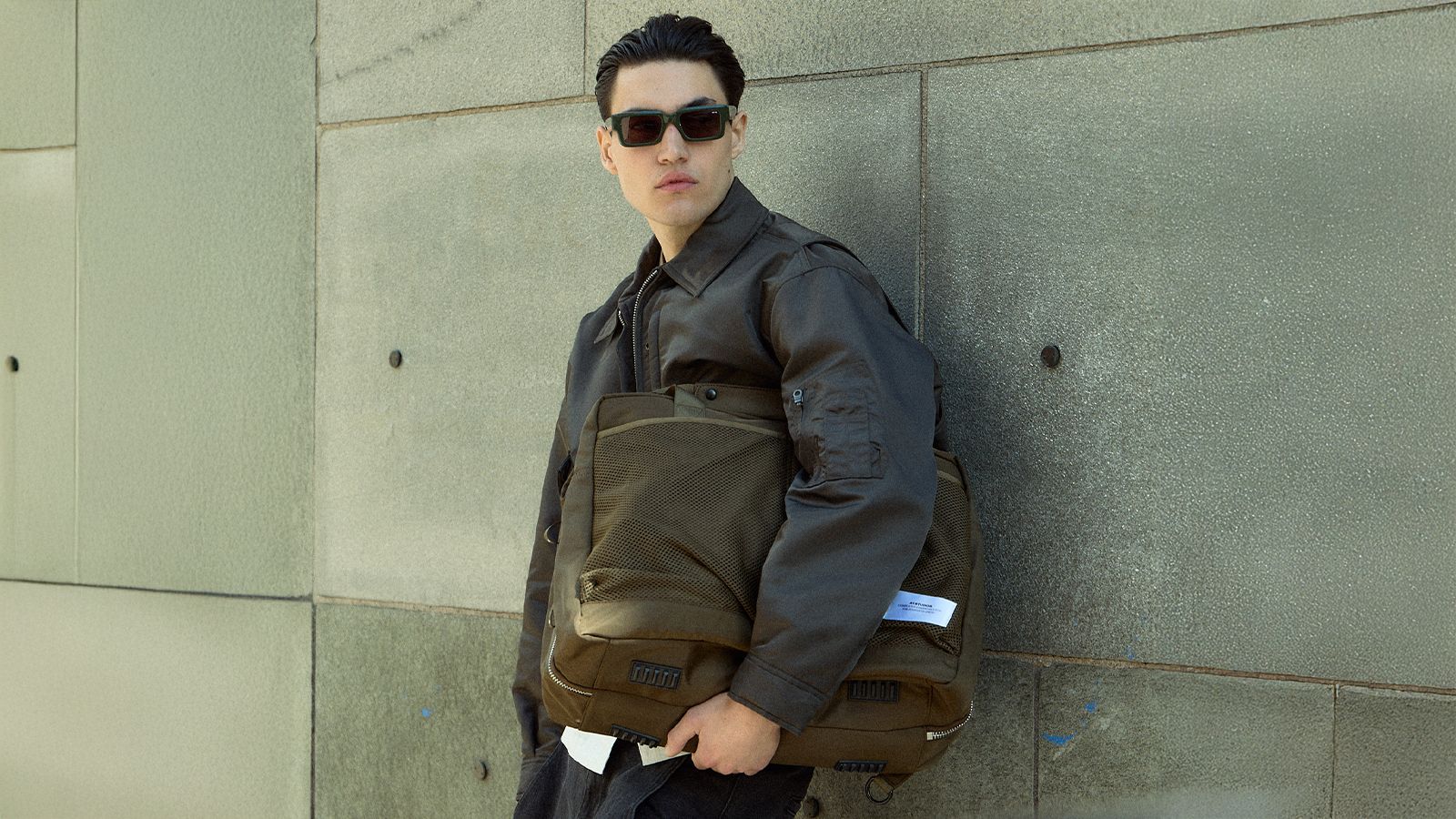 Merker AY Studios hovedbanner