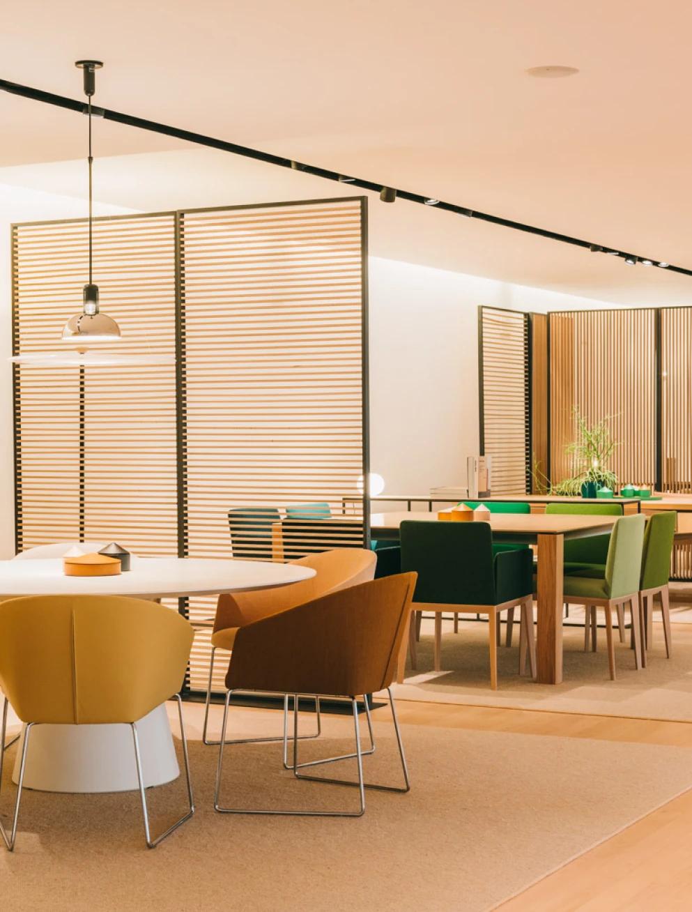 Lievore Altherr Molina Andreu World Valencia Showroom Spatial Design 01