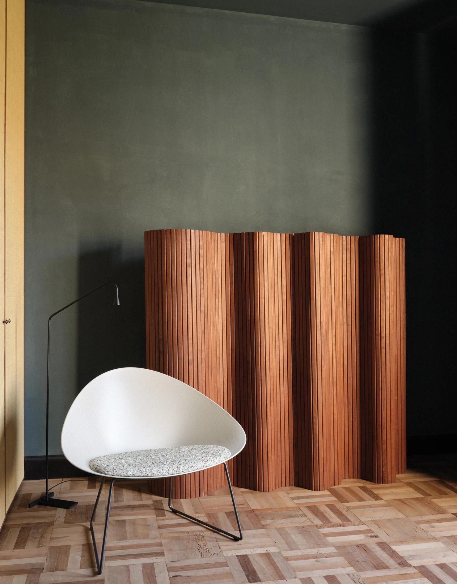 Lievore Altherr Desile Park Adell Lounge Chair Arper Product Design Art Direction 02