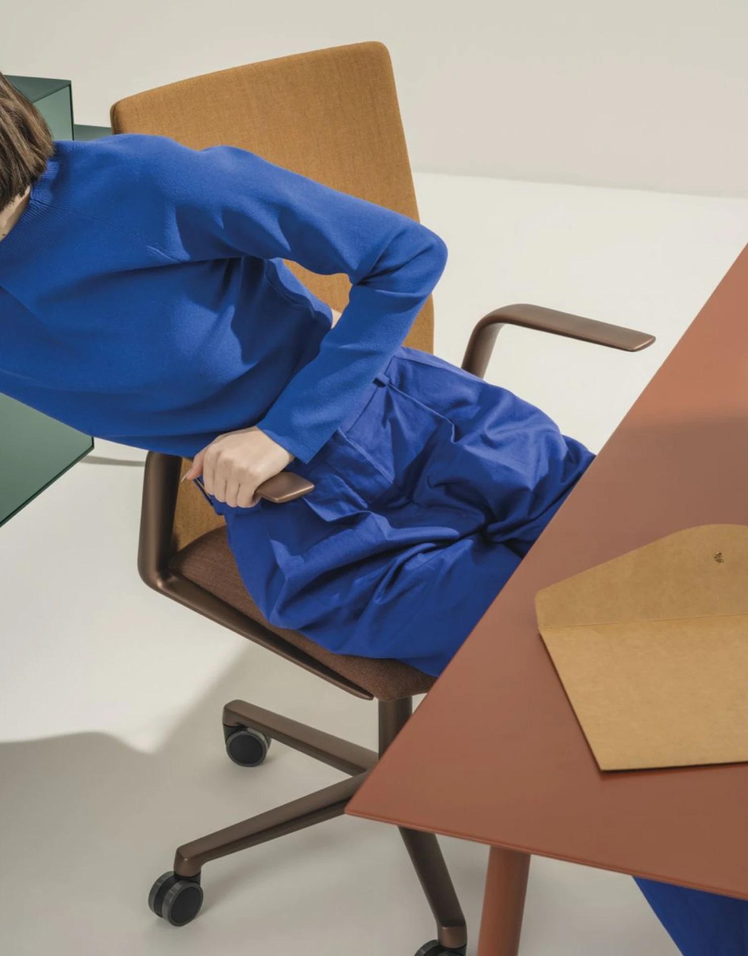 Lievore Altherr Desile Park Kinesit Task Chair Arper Product Design Color Art Direction 19