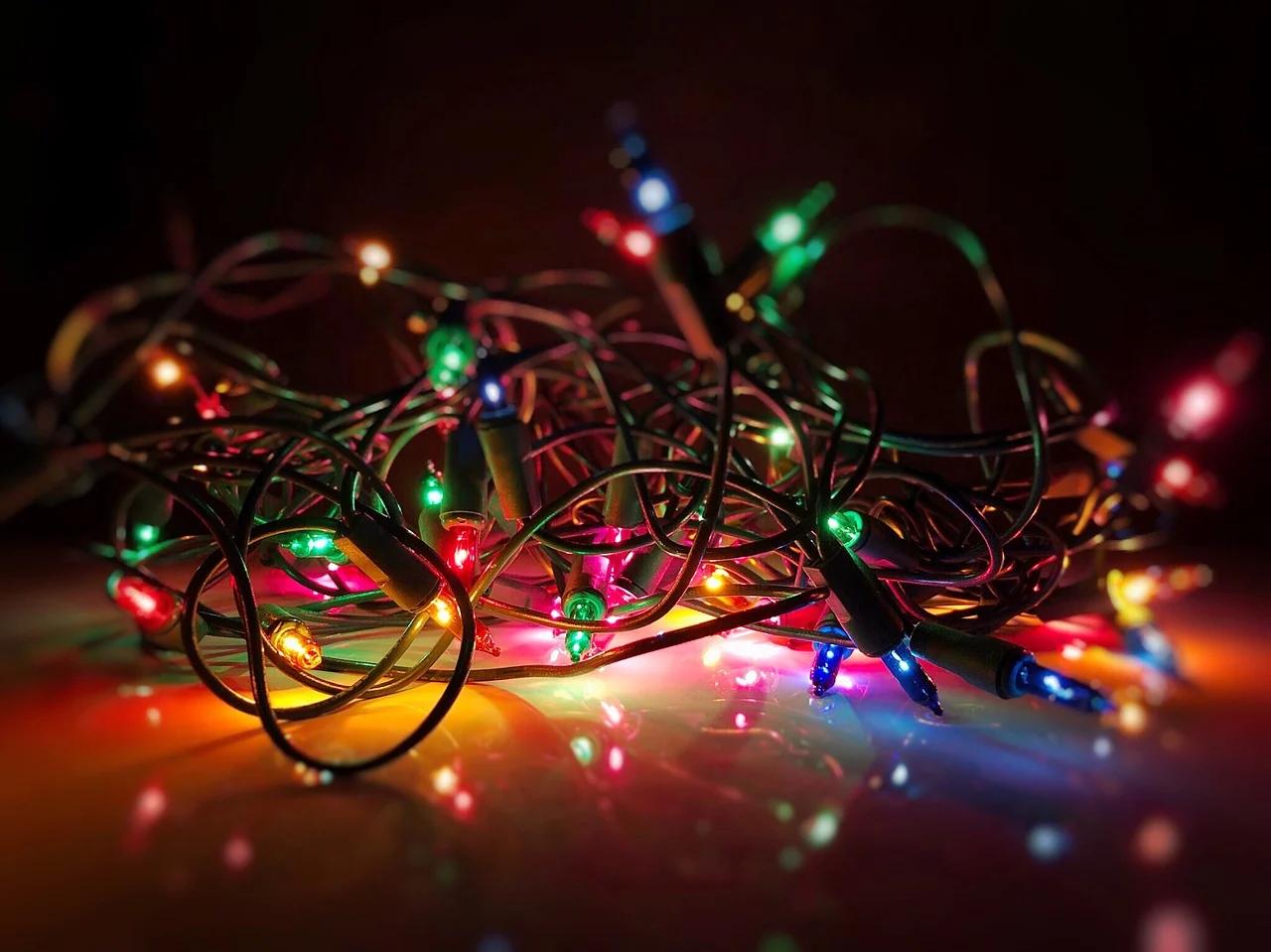 Holiday lights