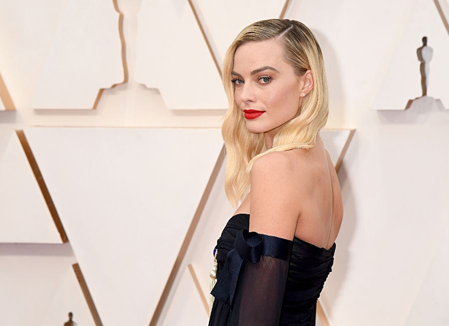 92nd Annual Academy Awards - Arrivals HOLLYWOOD, CALIFORNIA - FEBRUARY 09: Margot Robbie attends the 92nd Annual Academy Awards at Hollywood and Highland on February 09, 2020 in Hollywood, California. (Photo by Jeff Kravitz/FilmMagic)