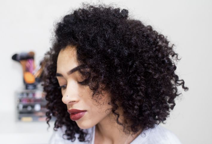 Jordyn Woods Shows Off Freshly Cut Natural Curls on Instagram