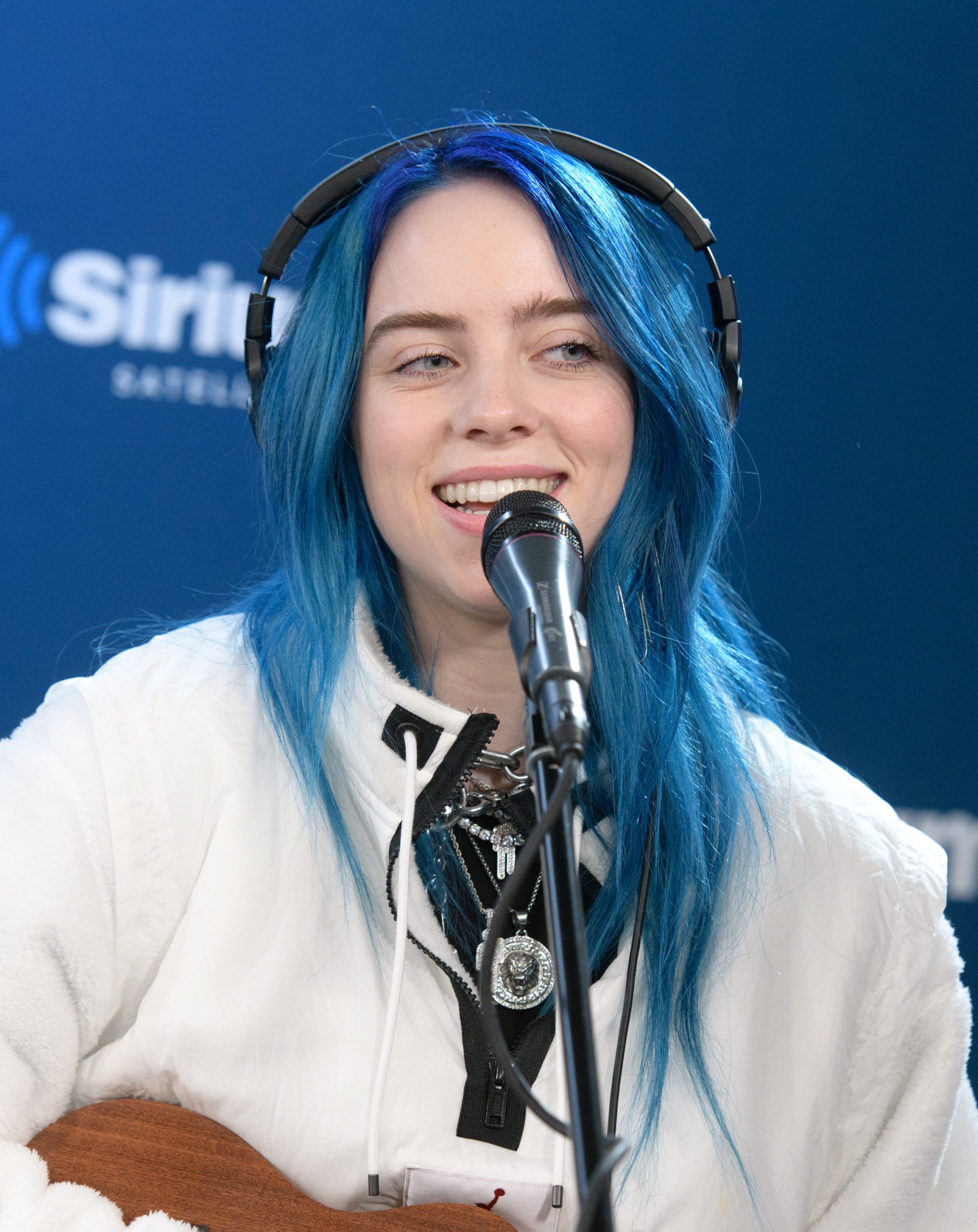 Billie Eilish 7 Best Blue Hair Moments | Mane Addicts – Mane by Mane Addicts