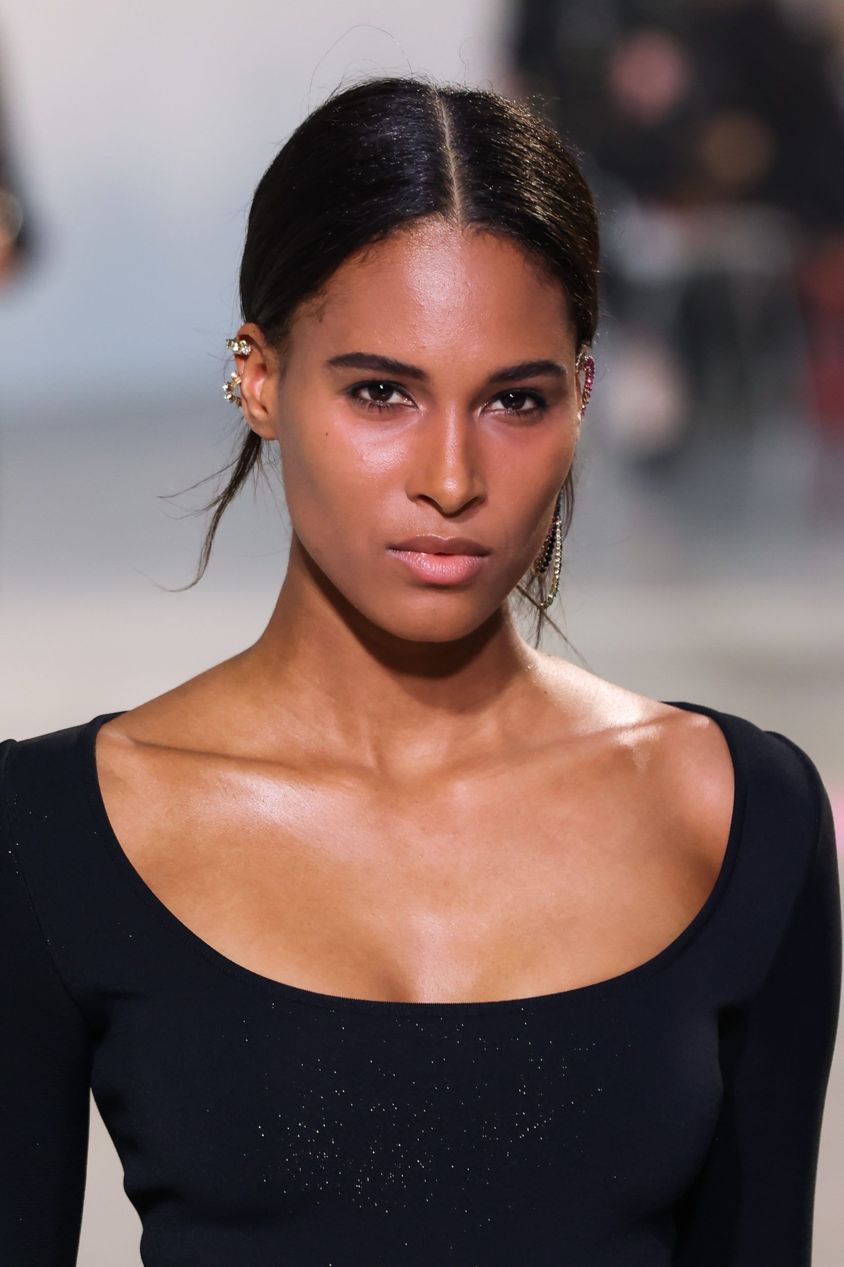 Top Hair And Makeup Trends From Paris Fashion Week F/W 2022