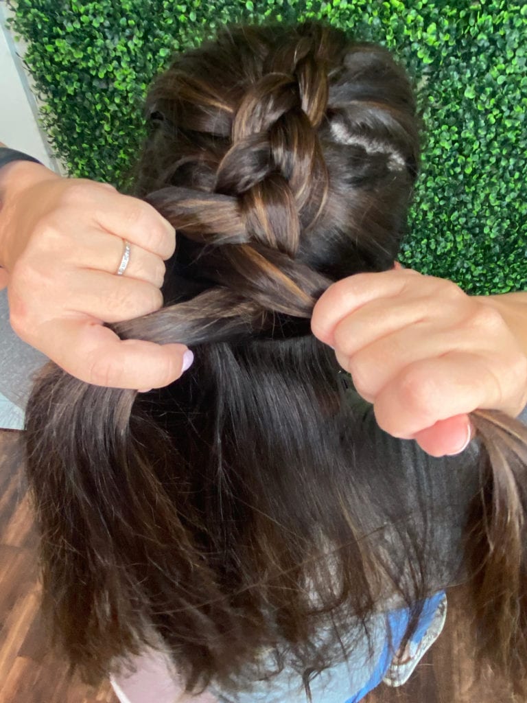 How to Give Yourself a French Braid in 8 Steps – Mane by Mane Addicts