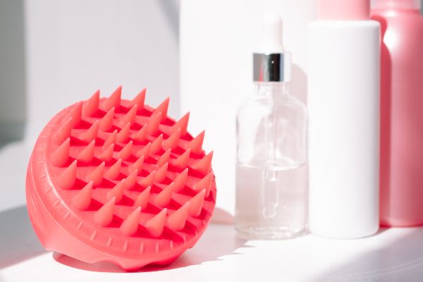 How to use our NEW Stimulating Scalp Massager - Grow Gorgeous