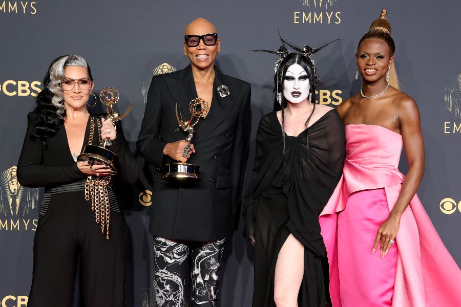 See Moses Ingram's Chain Ponytail Hairstyle at 2021 Emmys