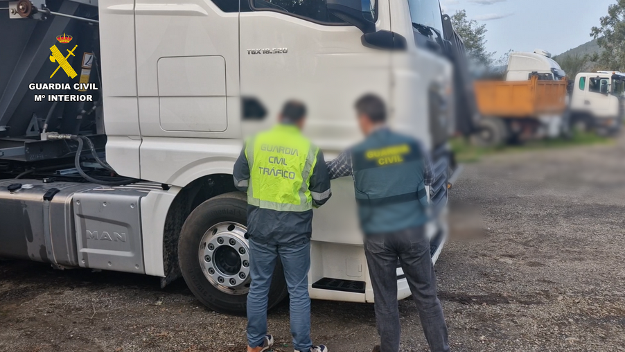 Полиция раскрыла схему обмана при продаже спецтехники на миллионы евро