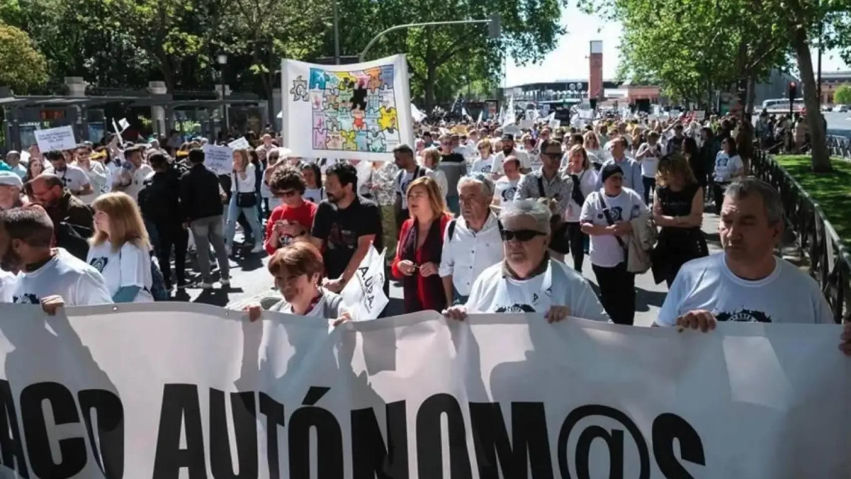 Бунт autónomo в Барселоне: «Мы на пределе!»