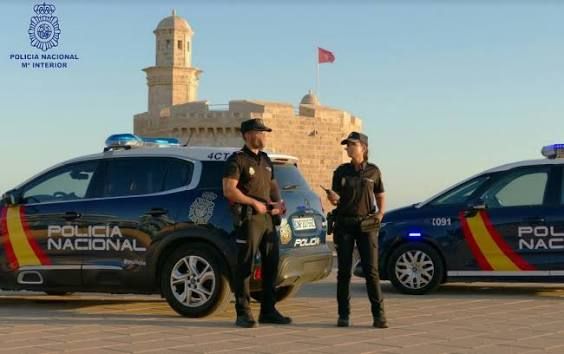 На Менорке задержан мужчина за демонстрацию своих гениталий детям в автобусе