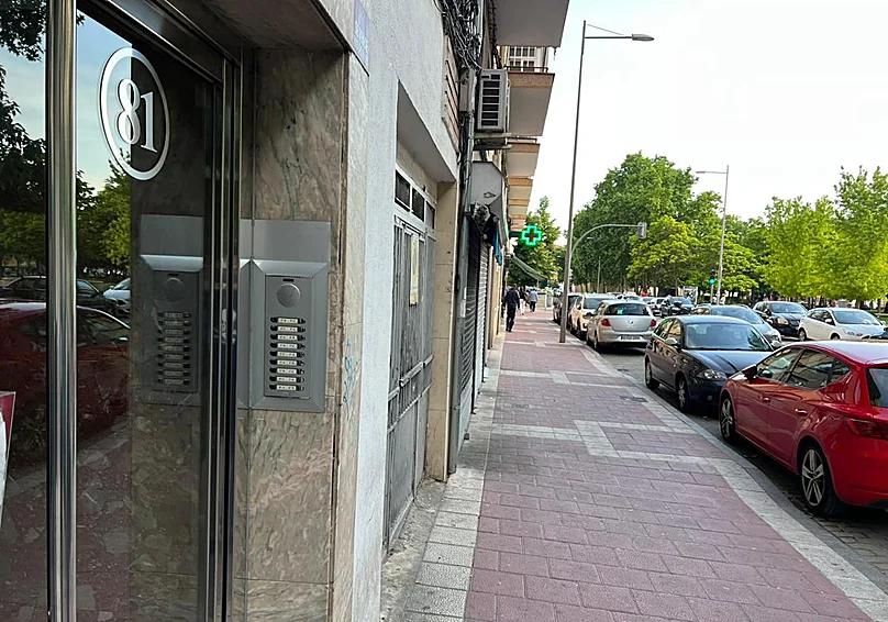 Владелец магазина в Вальядолиде ранен ножом при задержании вора