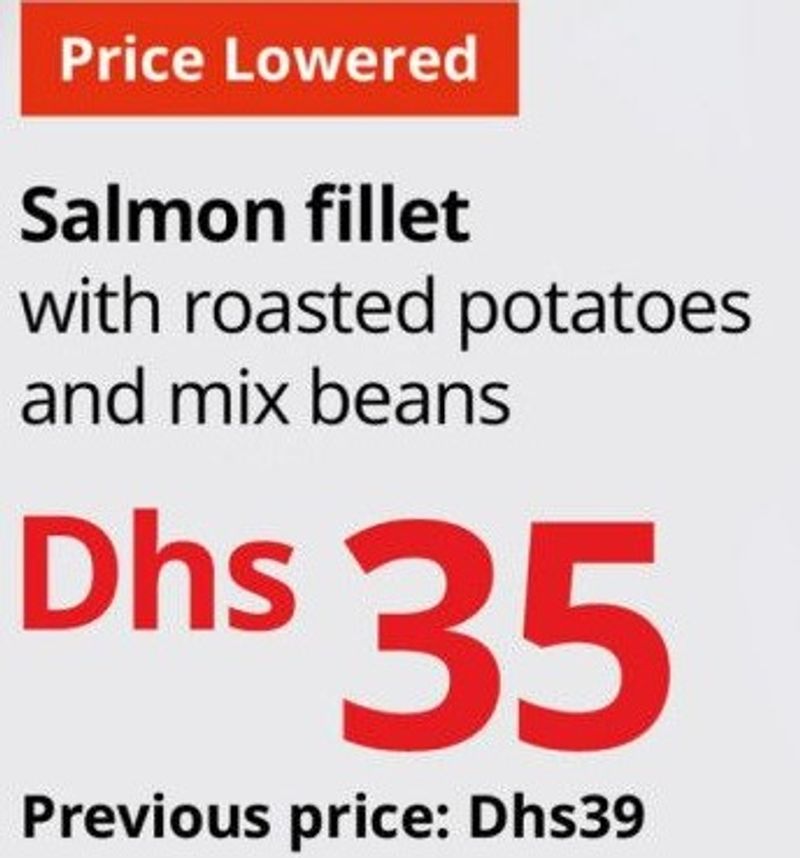 Salmon fillet with roasted potatoes and mix beans