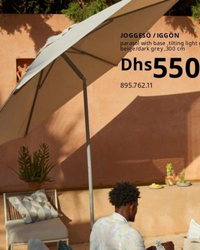JOGGESÖ / IGGÖN parasol with base, tilting light grey beige/dark grey, 300 cm