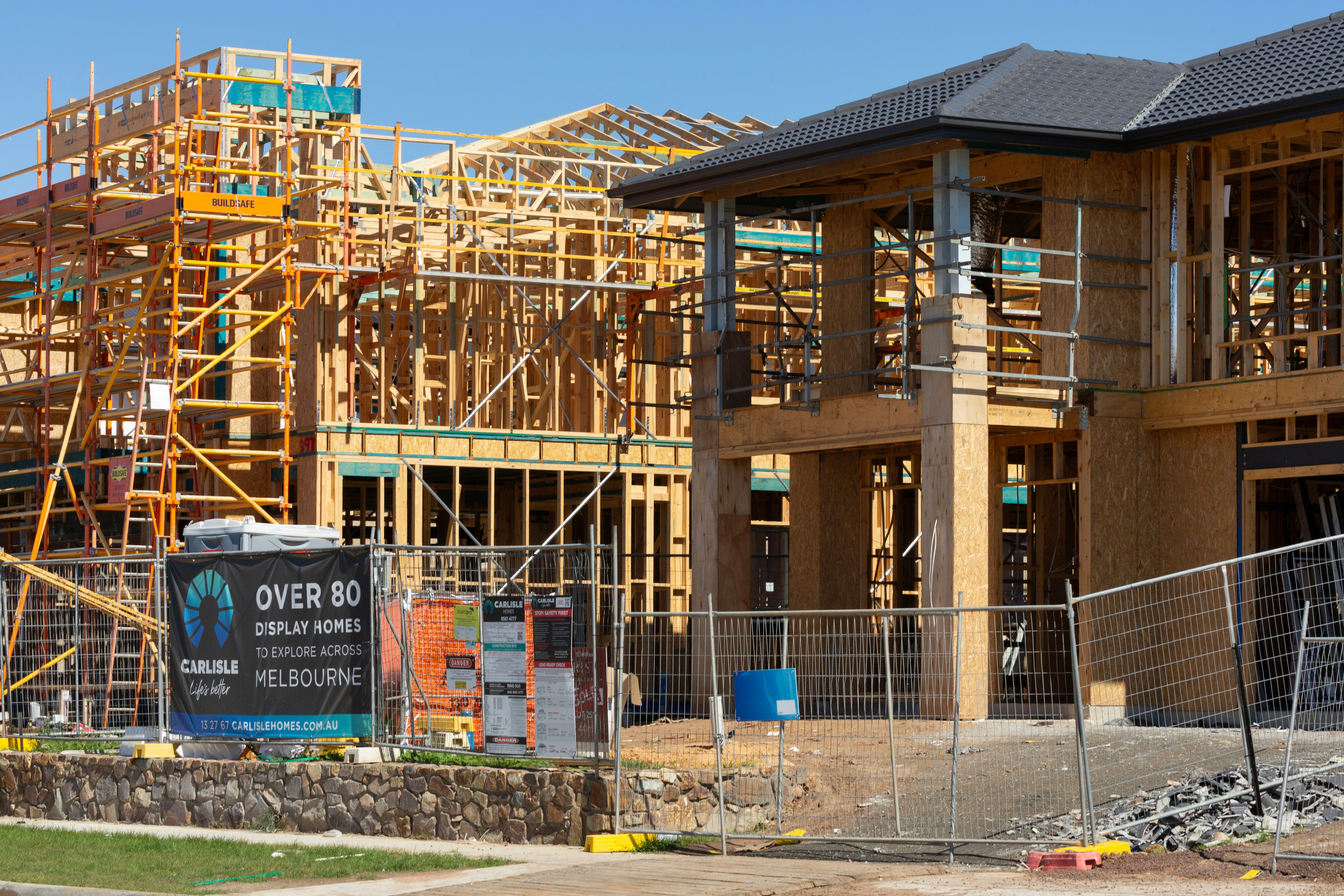 No, Councils don't approve 98% of permits for new housing