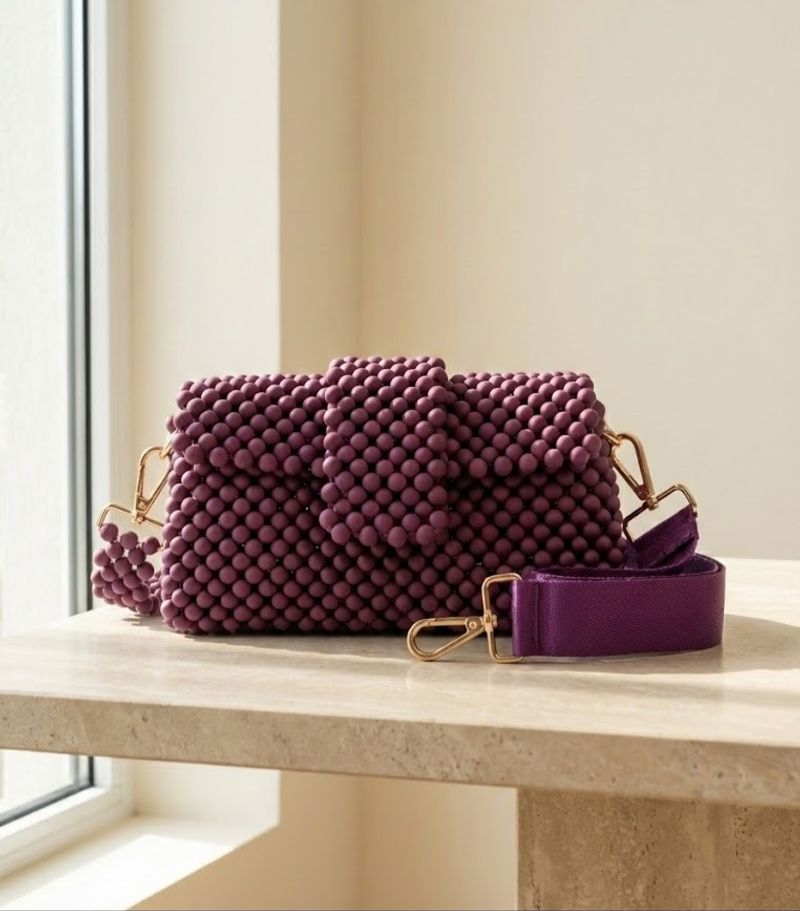 Mora Burgundy