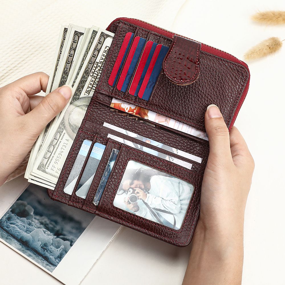 Billetera mediana de cuero genuino