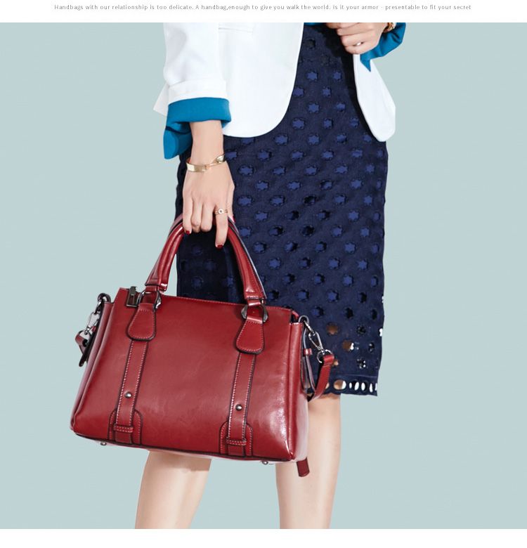 Bolso elegante de cuero genuino