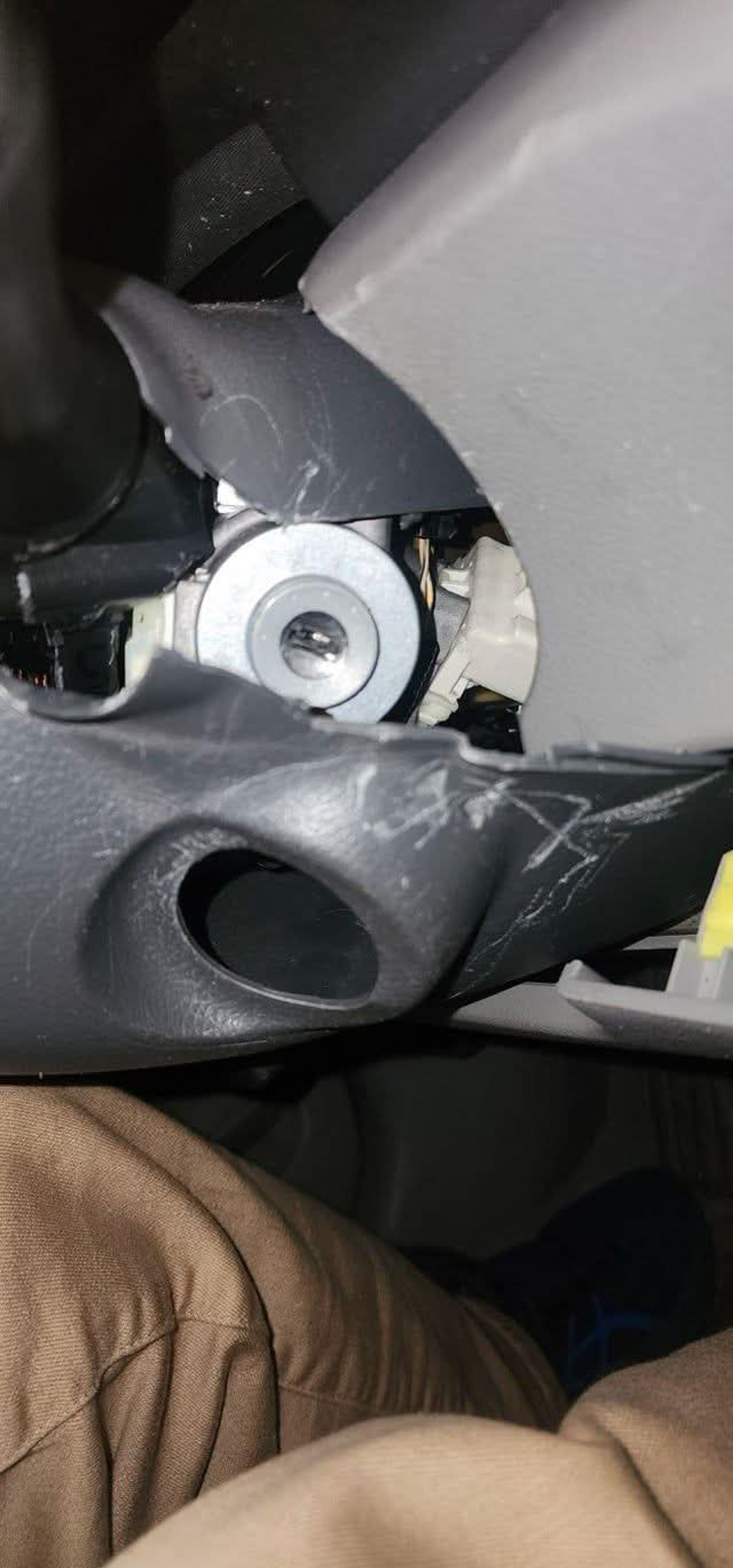 Image of a Car tire deflated and cut 