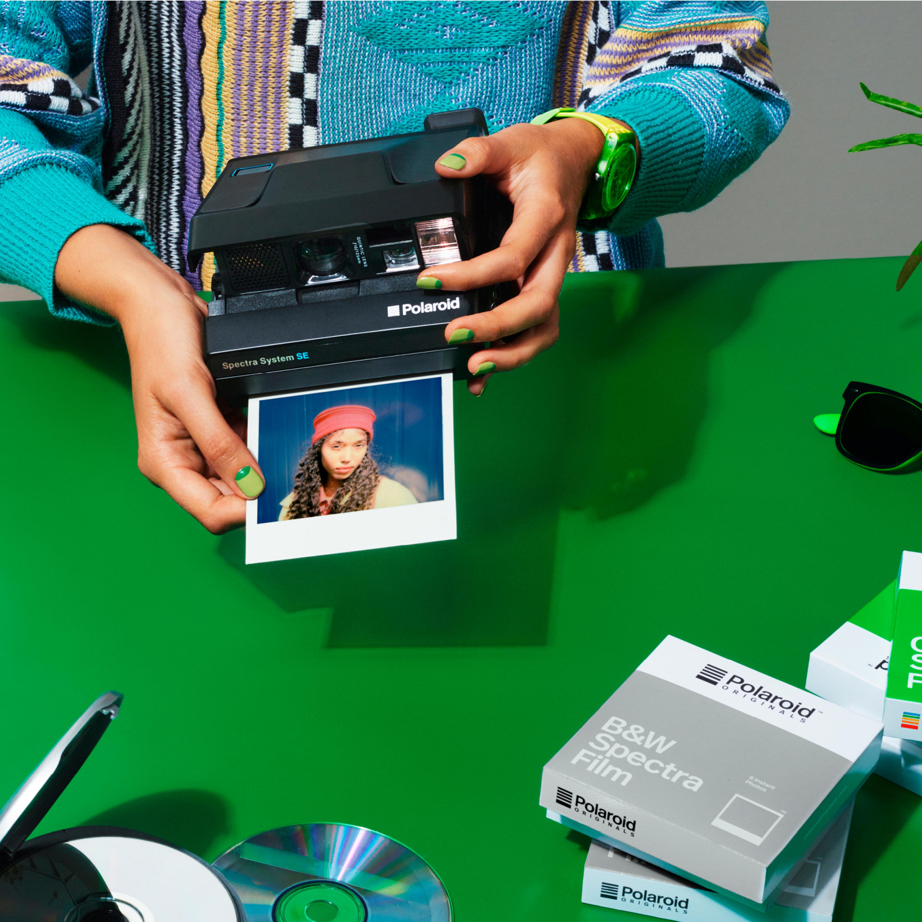Polaroid