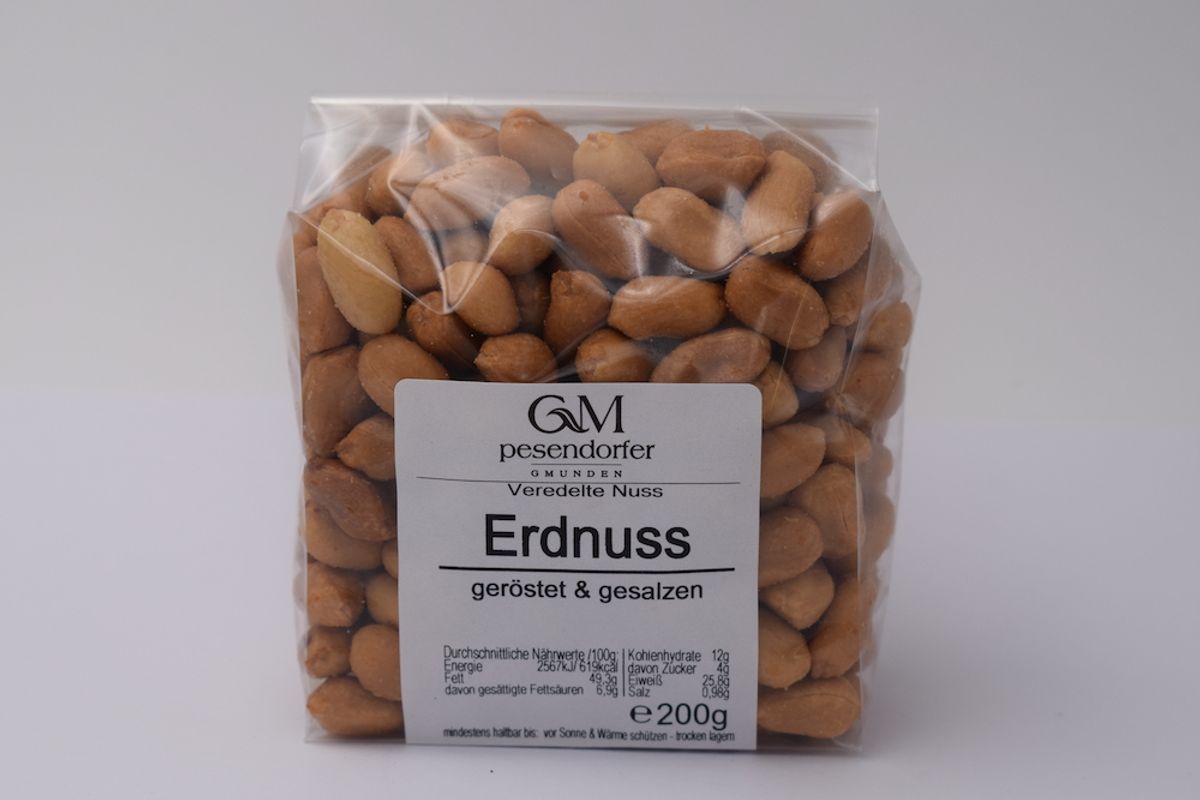 ERDNUSS GERÖSTET & GESALZEN