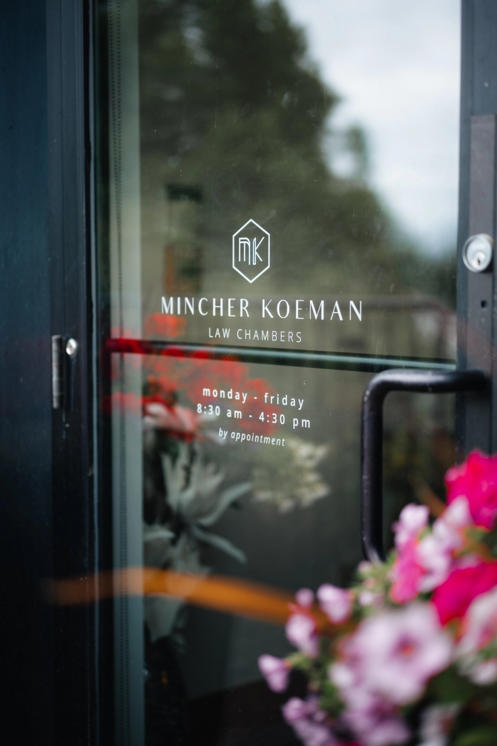 Mincher Koeman Canmore Office — gallery image