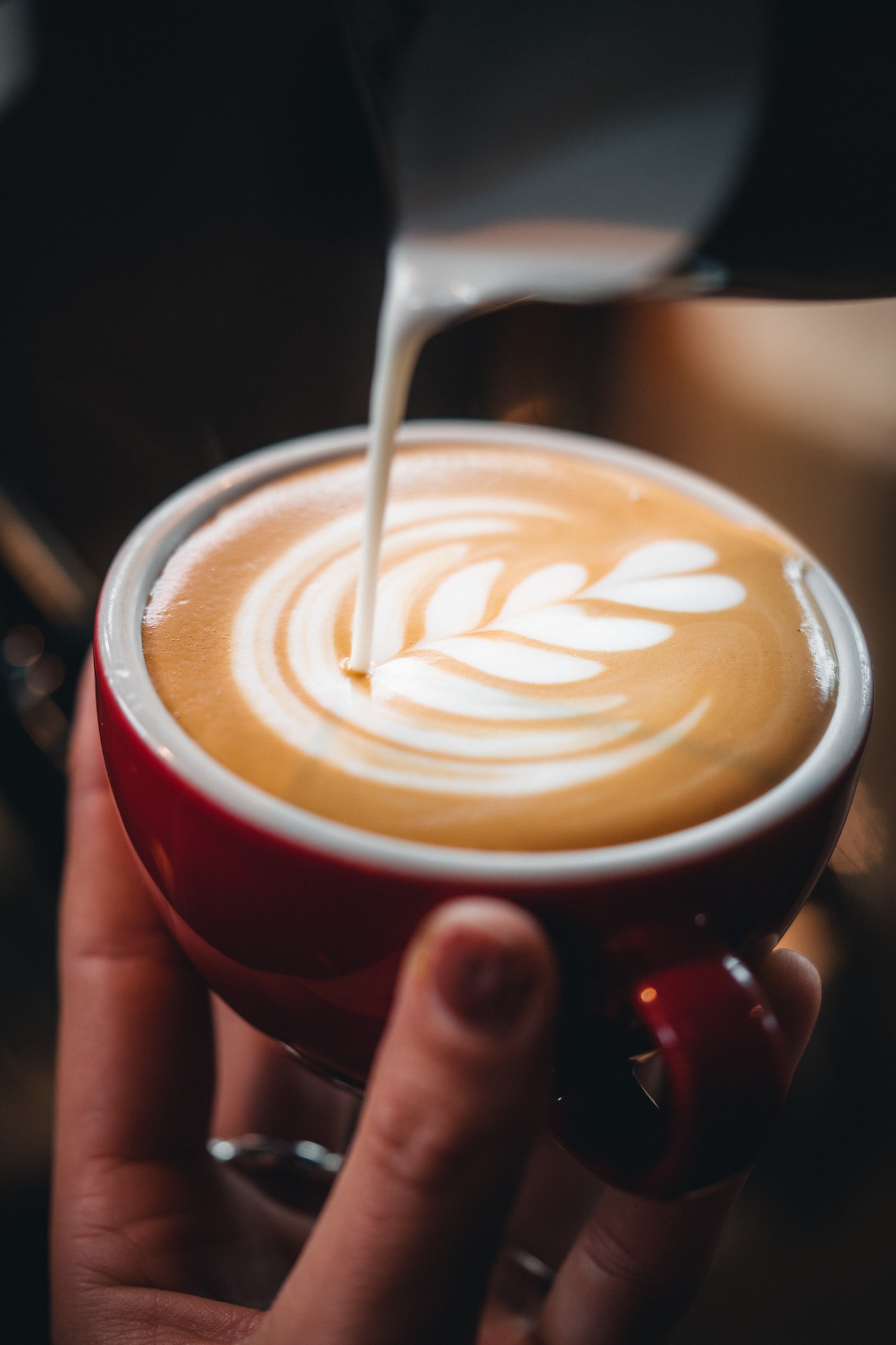 Cappuccino-Pour