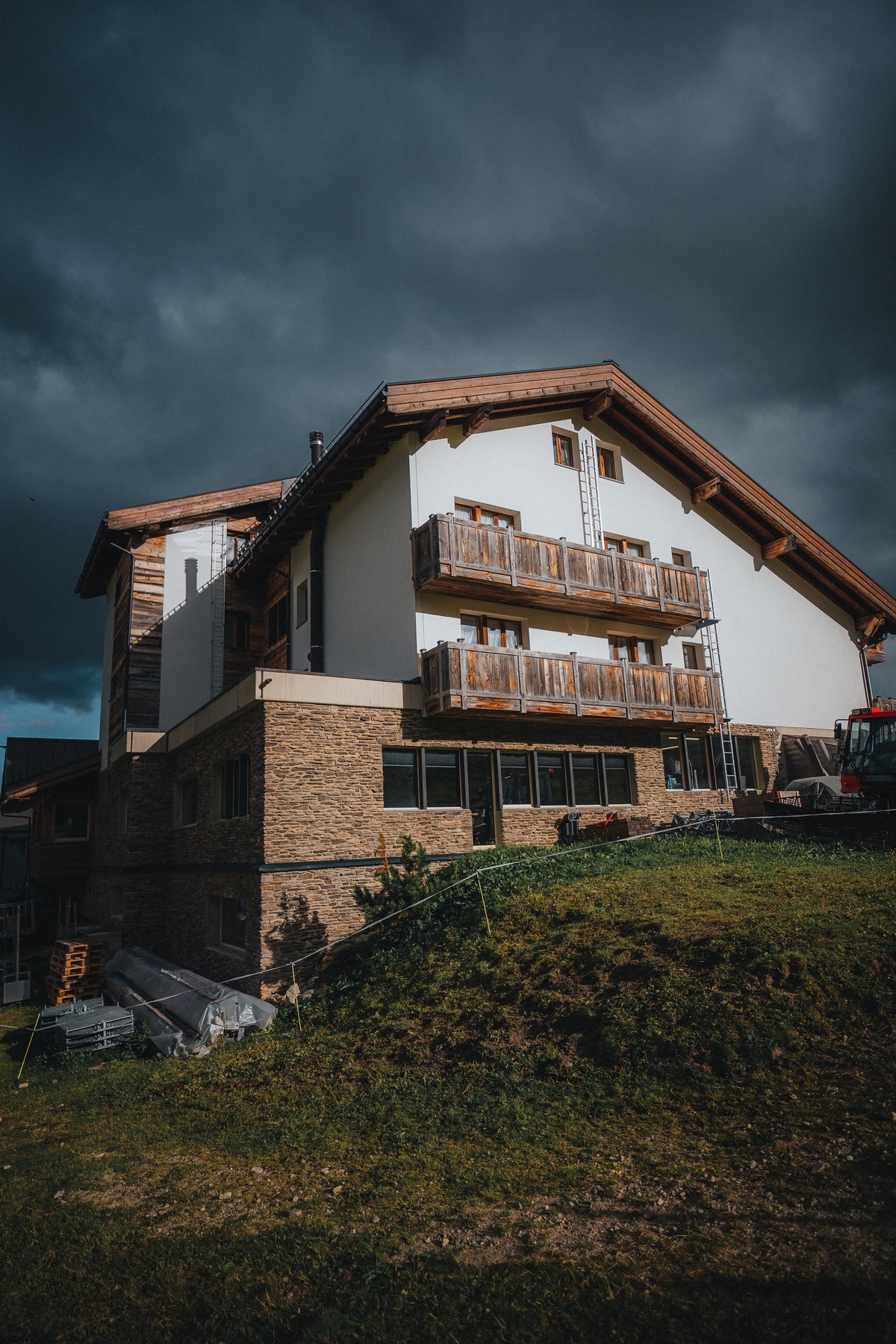 Hotel Alpina — project cover