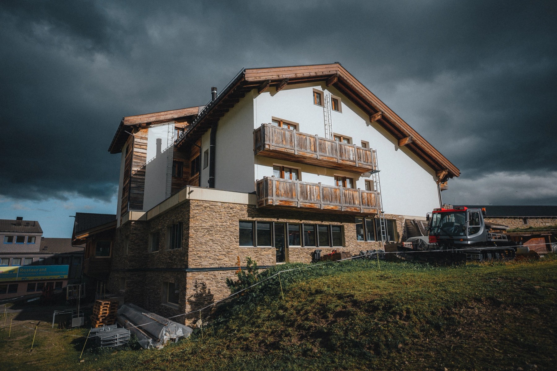 Hotel Alpina