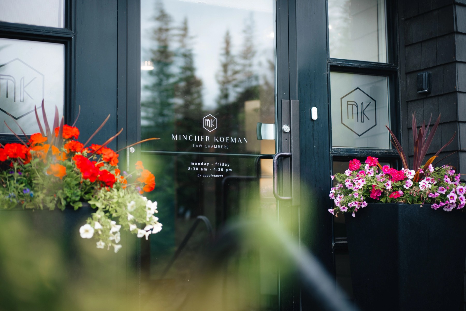 Mincher Koeman Canmore Office — gallery image