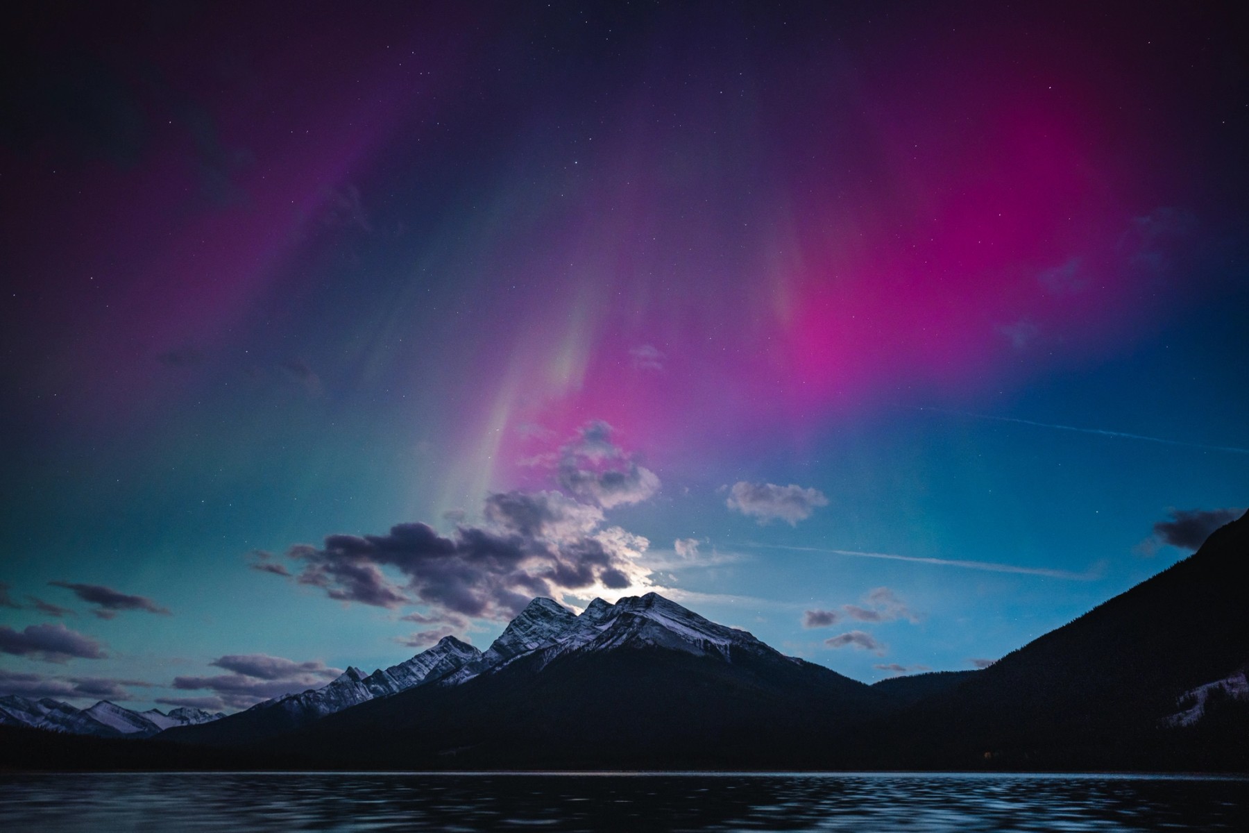 Spray Lakes Auroras — gallery image