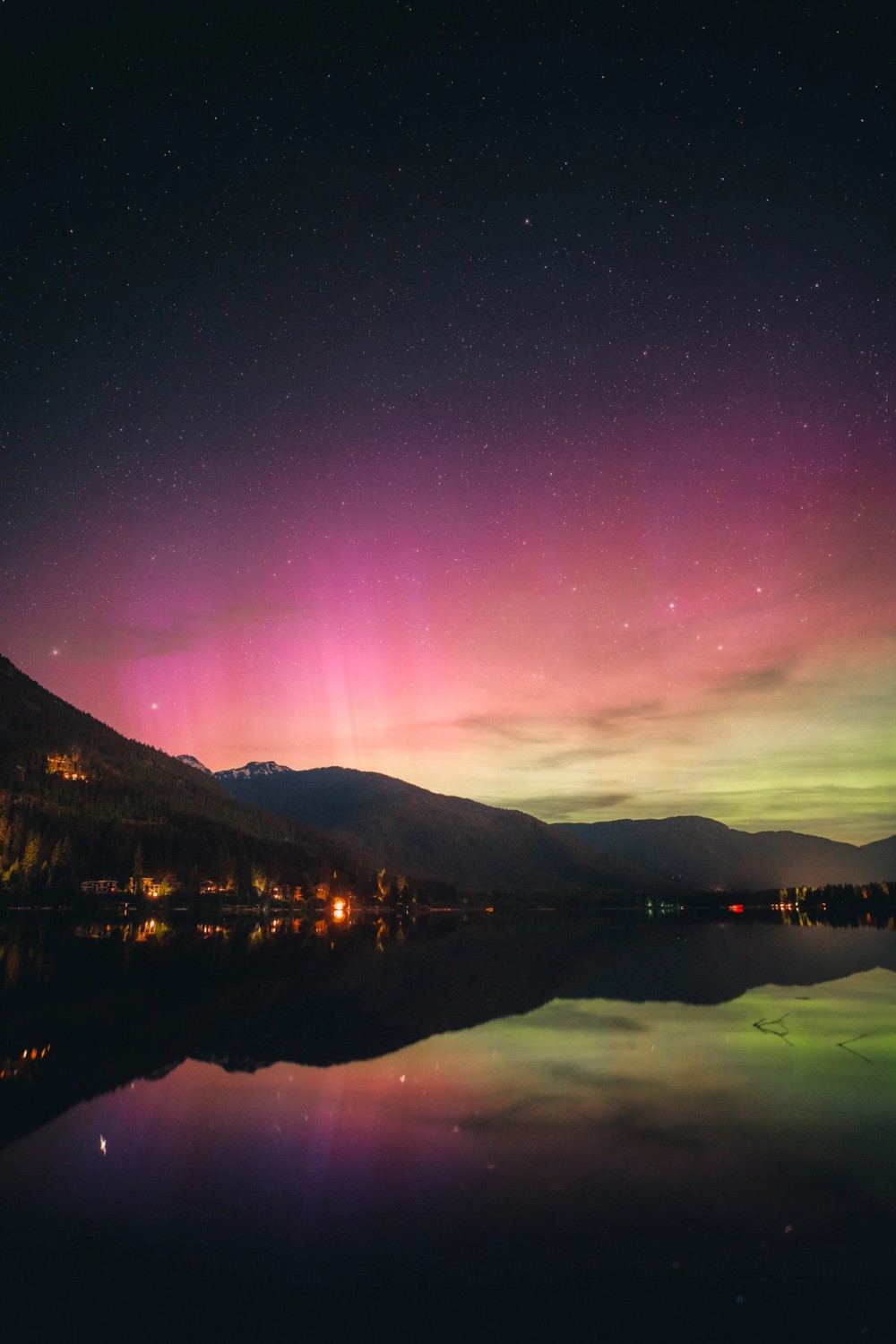 Alta Lakes Auroras — gallery image