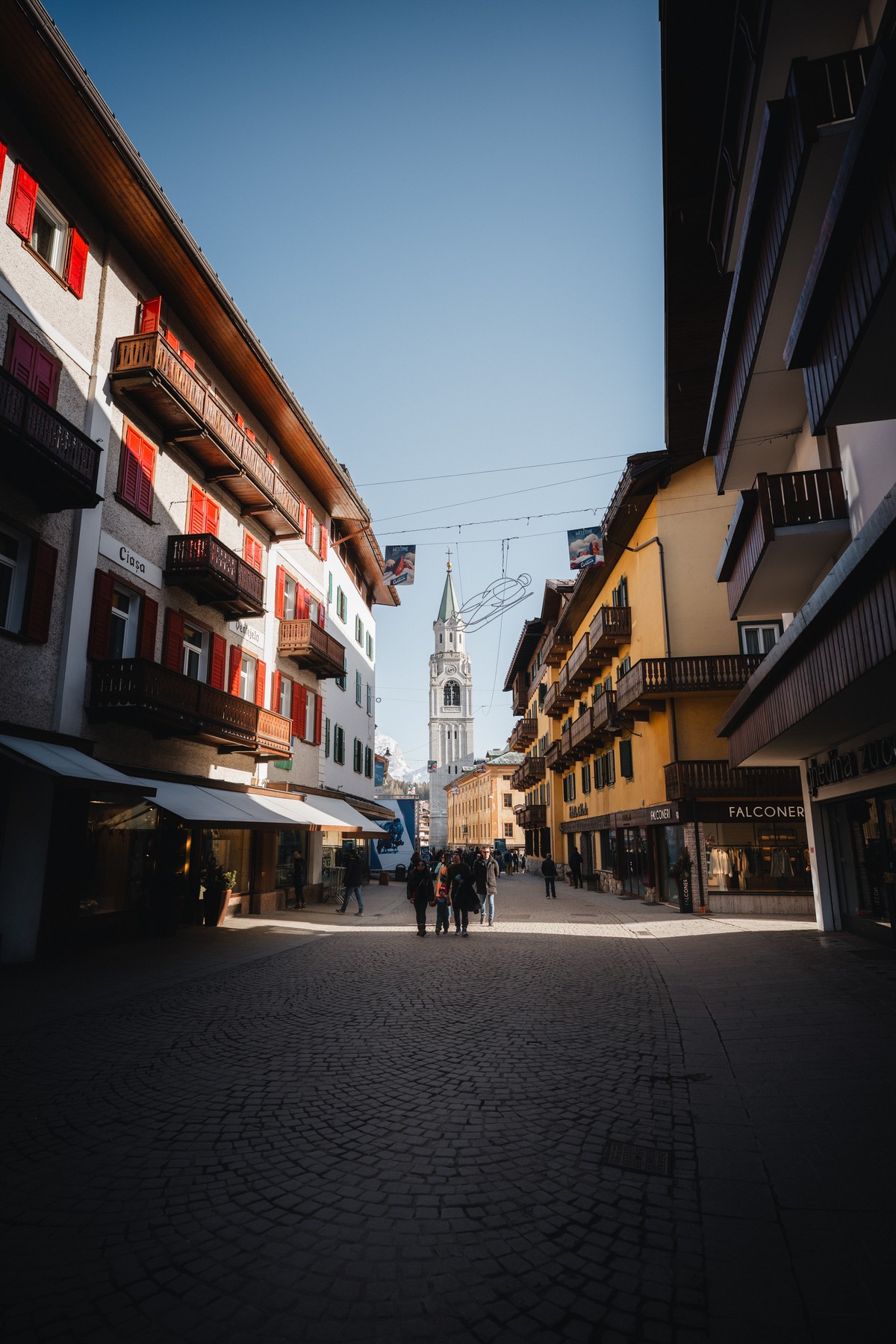 Cortina Village
