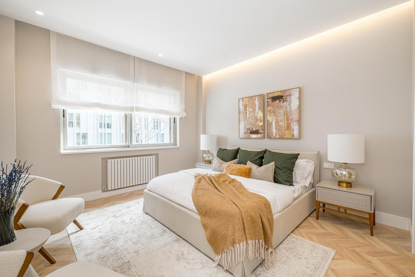 Morning light and generous proportions in Castellana’s most refined residential setting