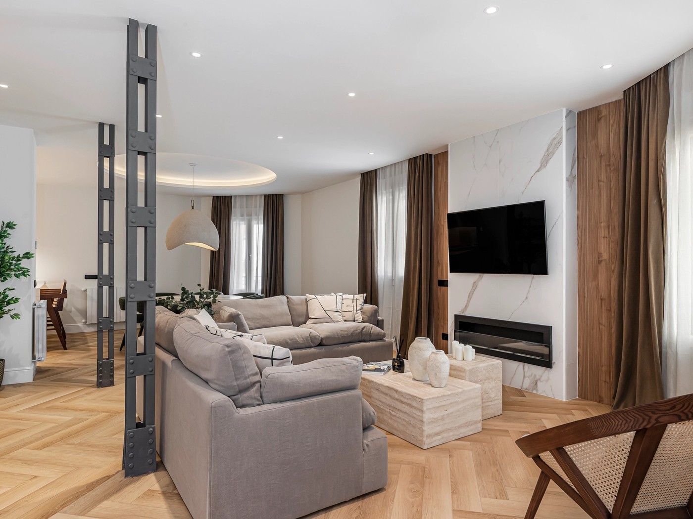 Luz en cuatro orientaciones y terraza privada en Lista