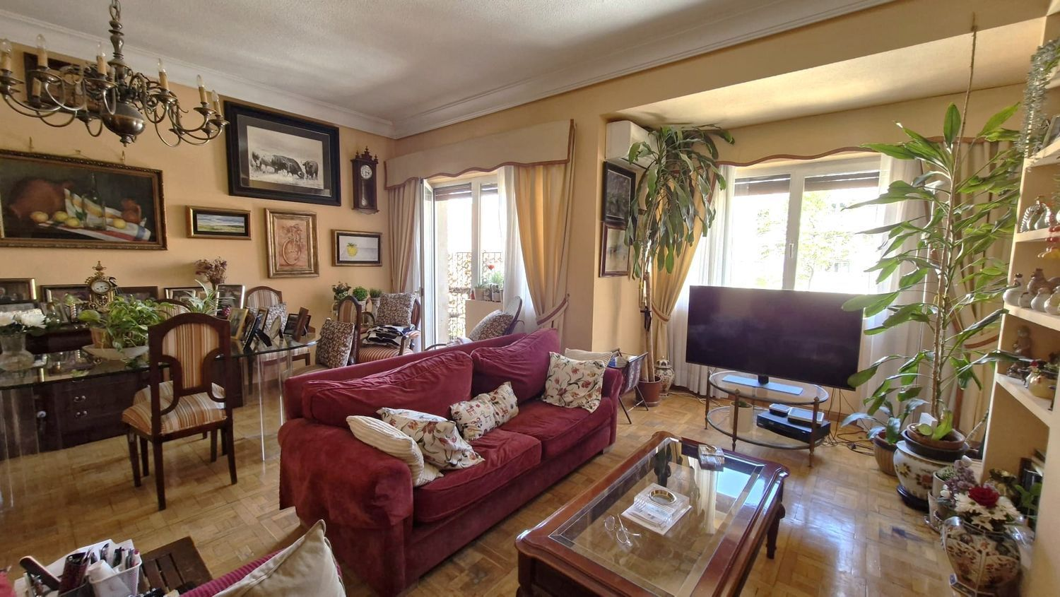Privacy, terrace living and natural light in Chamberí’s residential heart