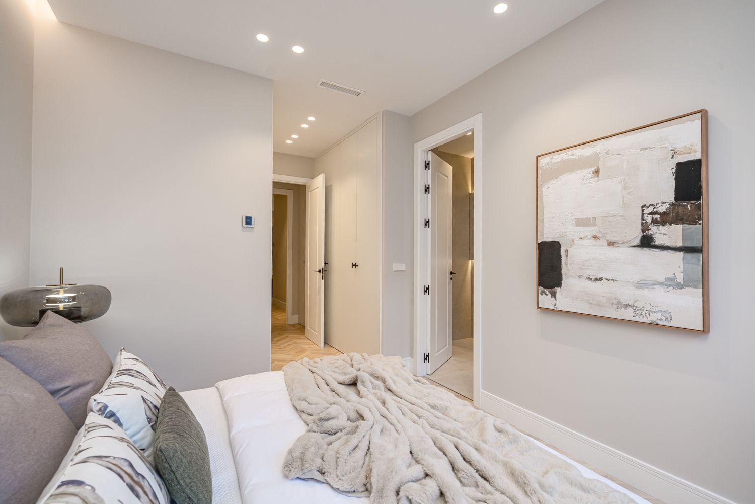 Private parking, comfort and refined living in one of Madrid’s finest areas