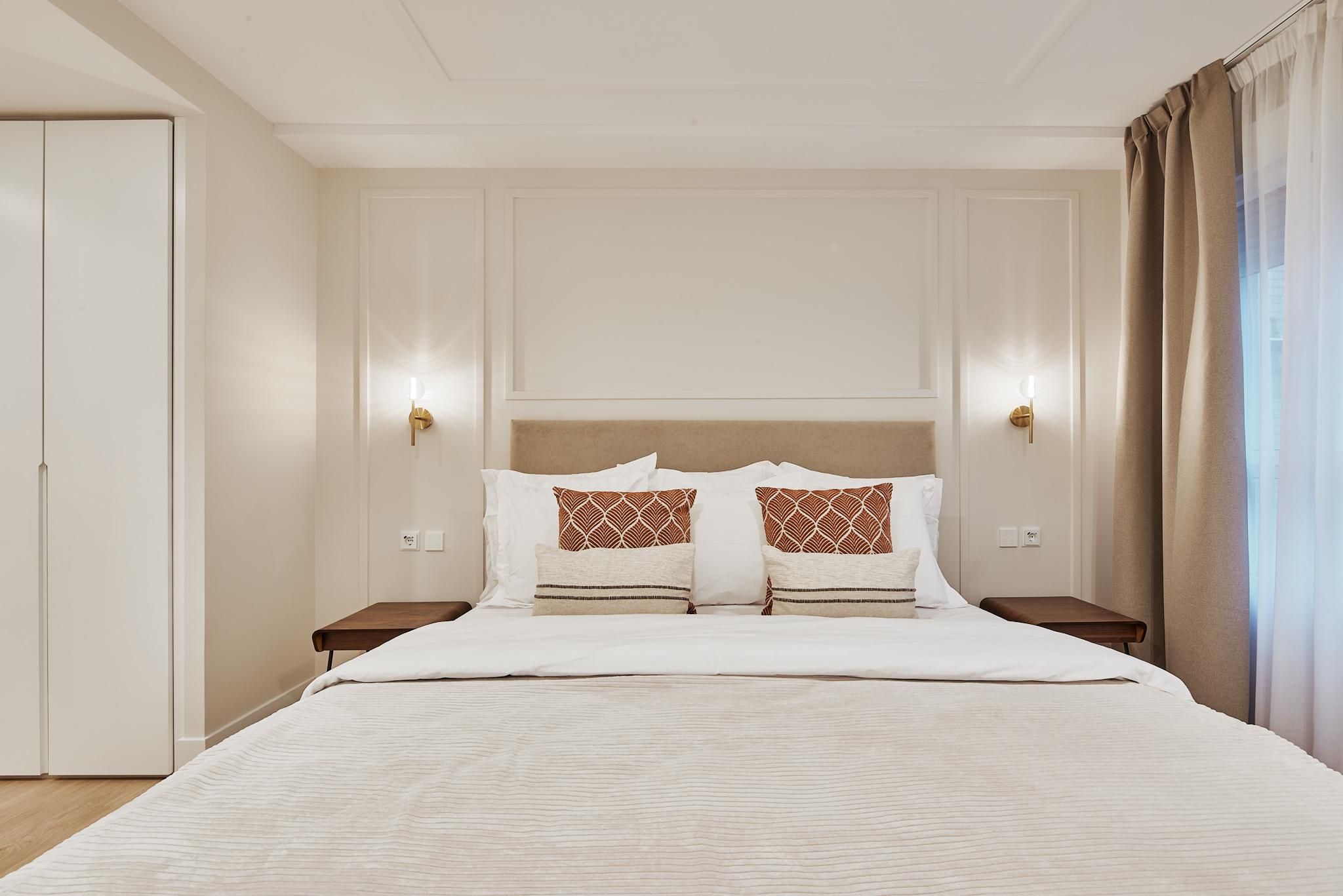 Amplitud residencial y garaje en Castellana