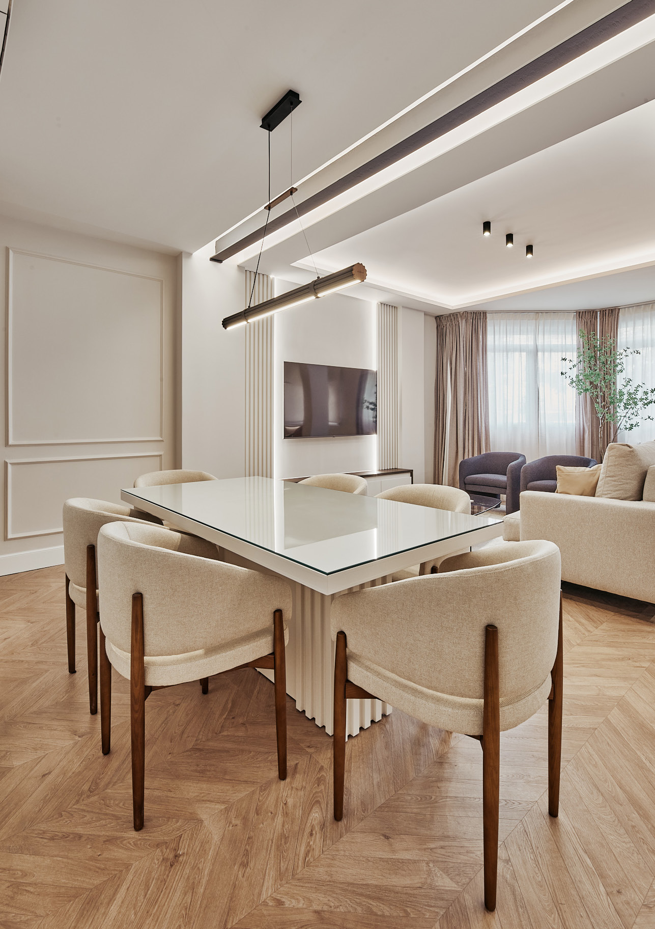 The comfort of having a terrace and private parking in Lista