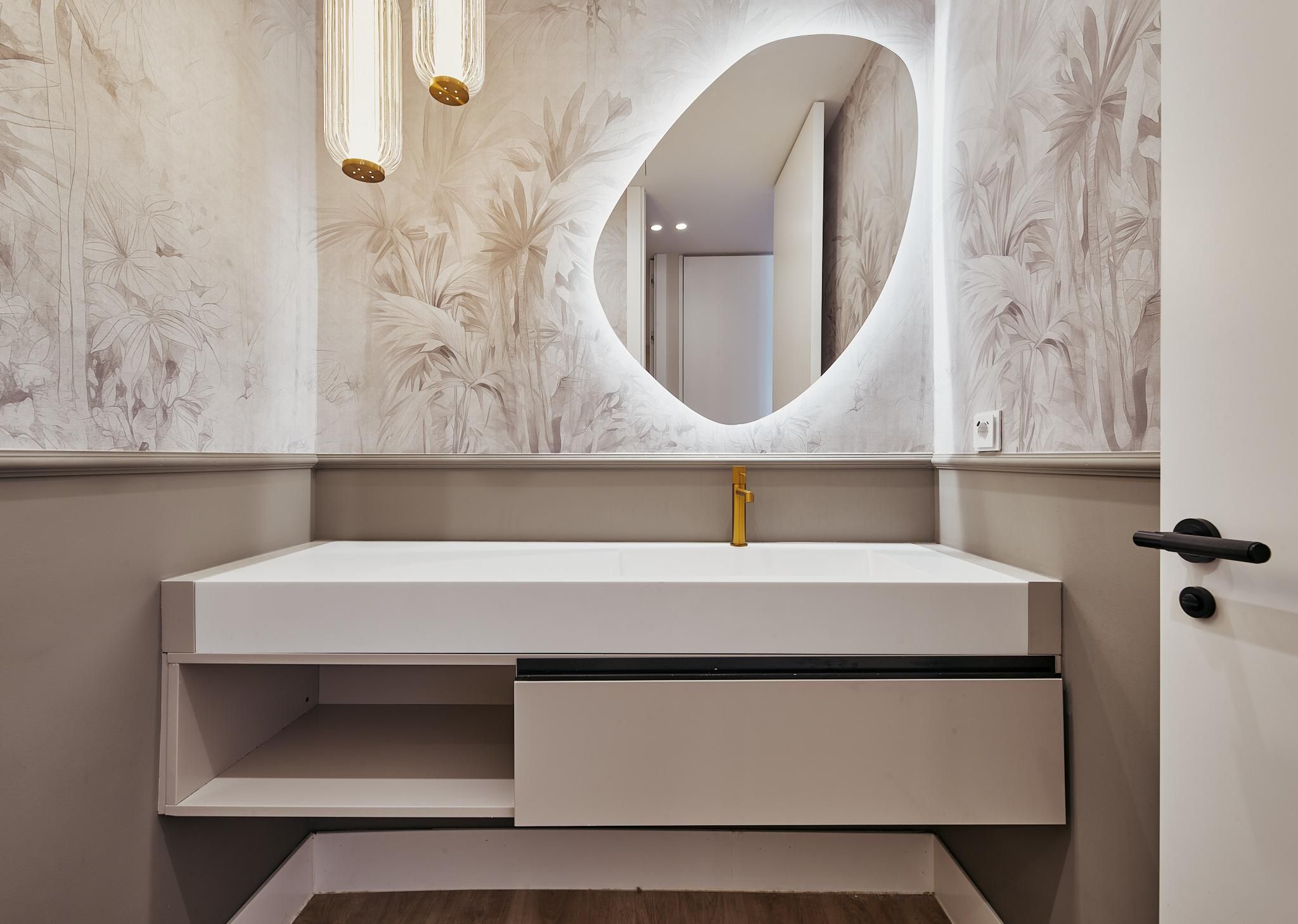 Amplitud residencial y garaje en Castellana