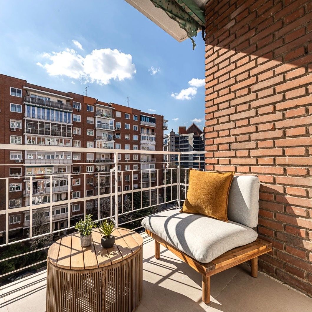 Terraza de 110 m² con horizonte abierto en Guindalera