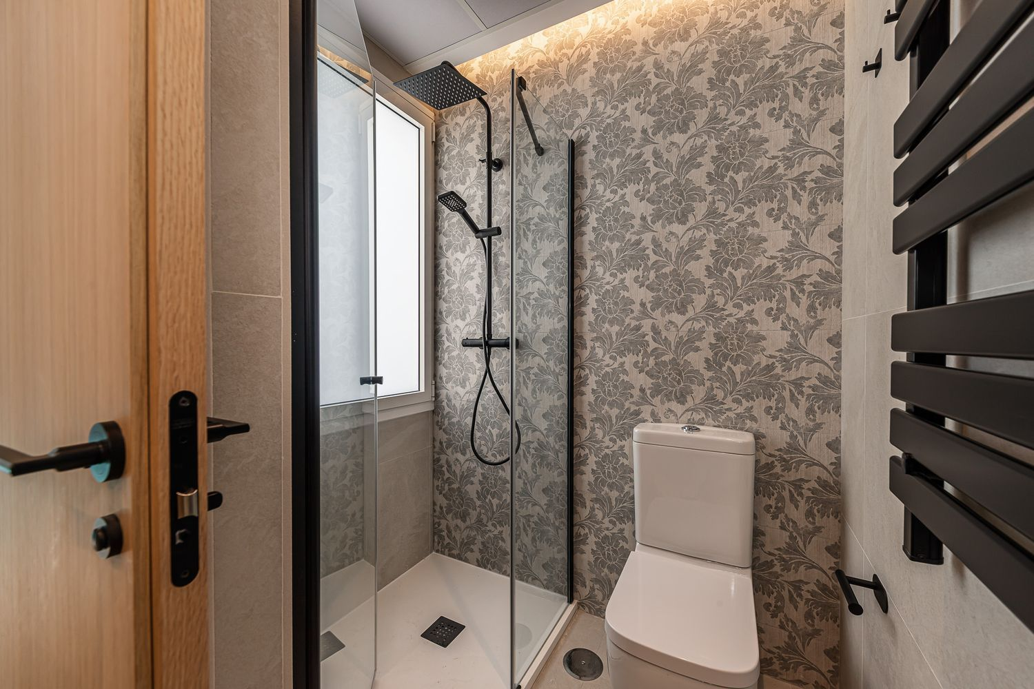 A bright and peaceful penthouse moments from Retiro Park